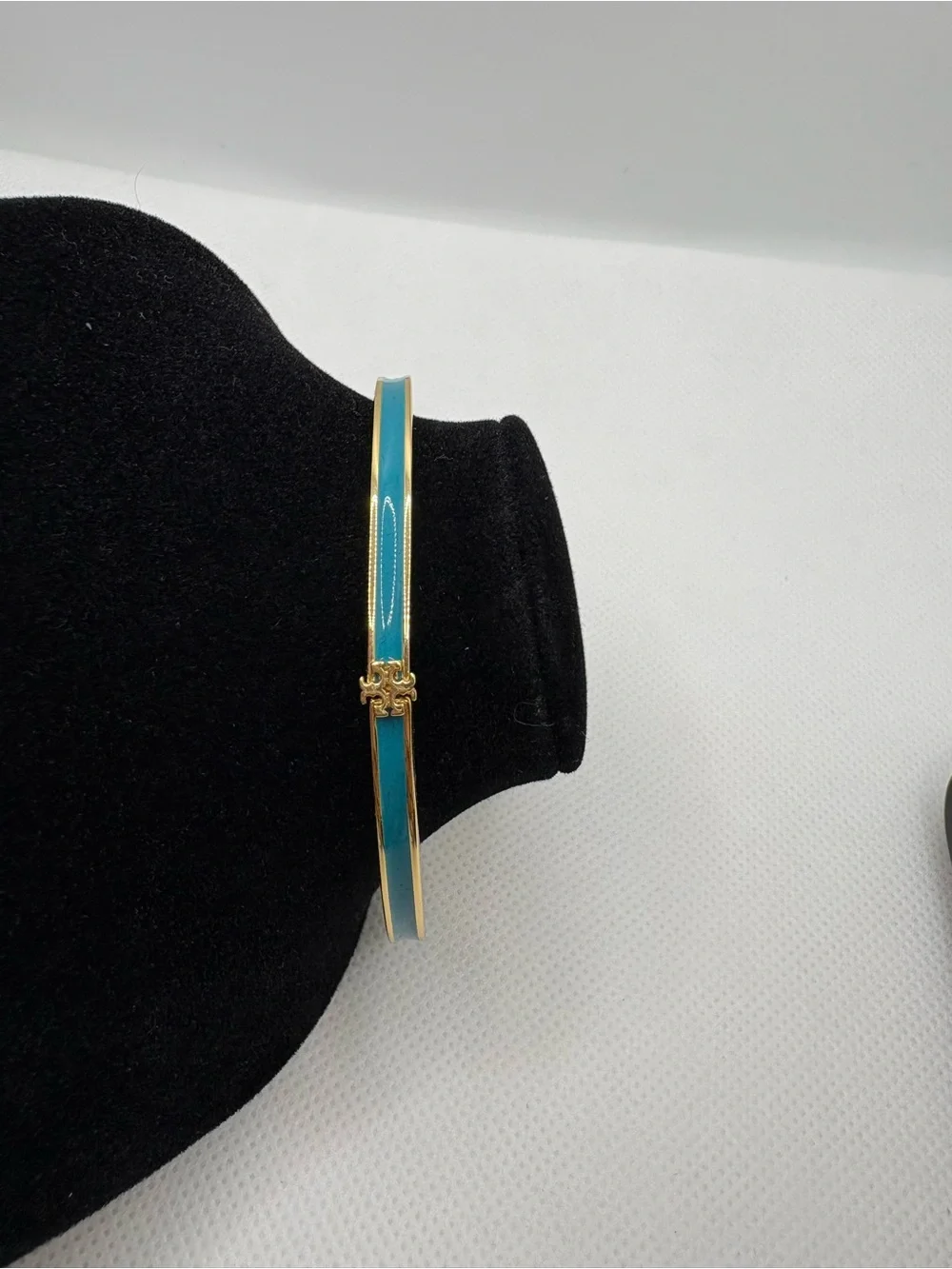 Tory Burch Gold-Tone Turquoise Enamel Slim Bangle